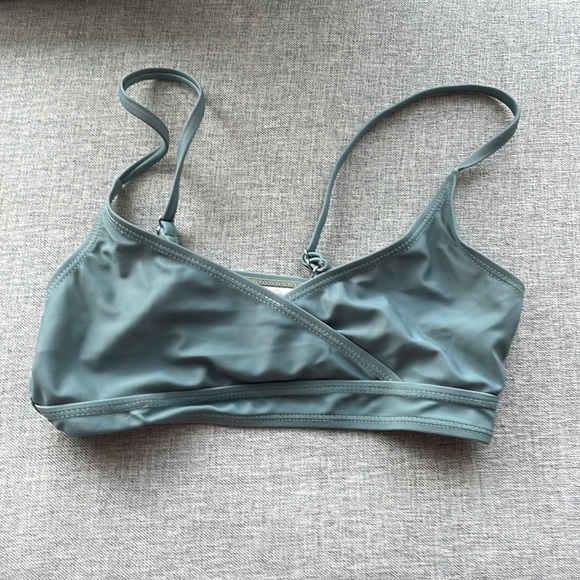 Green floral bikini set size xs - Picture 4 of 6